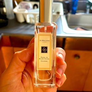 Jo Malone Peony and Blush cologne .. used a few times 1 ounce